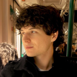 Headshot-225038e2ea-headshot.jpg